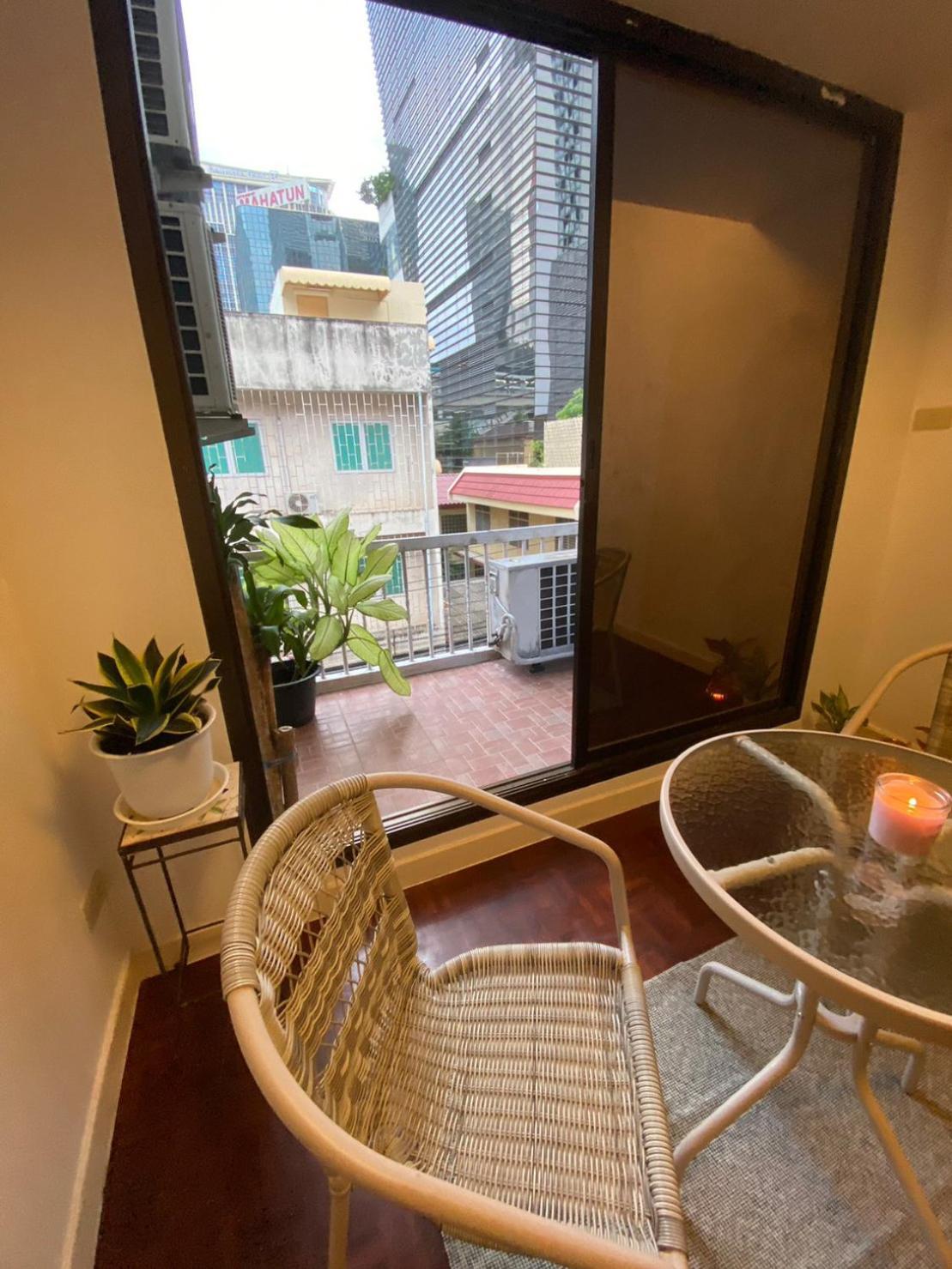 Homey Stay And Cafe By Hematoa Bangkok Dış mekan fotoğraf