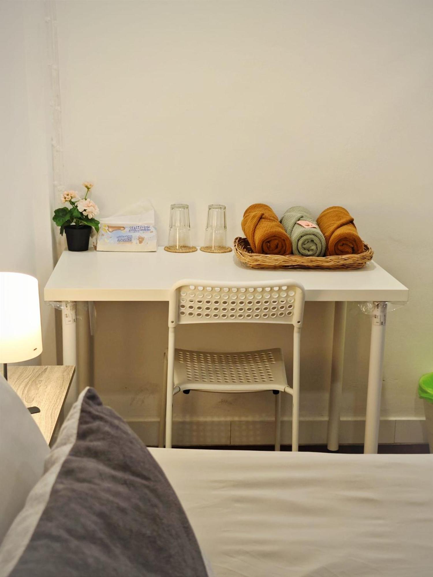Homey Stay And Cafe By Hematoa Bangkok Dış mekan fotoğraf